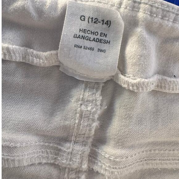 Time and Tru Womens Large Pull On Cuffed White Denim Shorts 5" Inseam - Picture 6 of 9